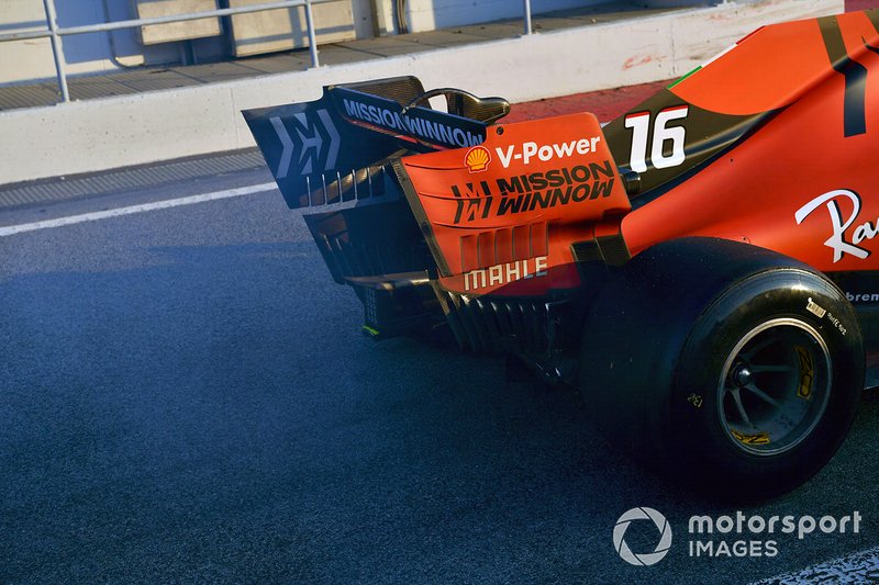 Ferrari SF90