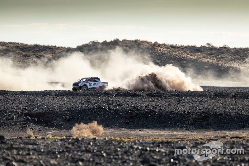 301# Toyota Gazoo Racing Toyota Hilux: Fernando Alonso, Giniel de Villiers