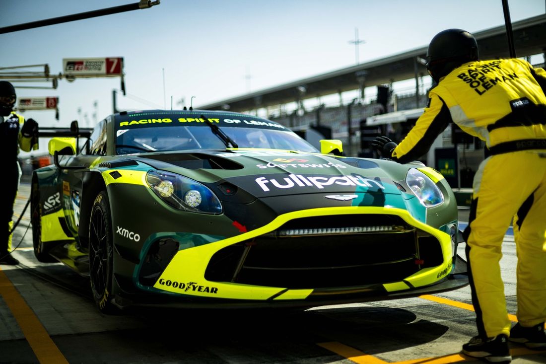 #10 Racing Spirit Of Leman Aston Martin Vantage AMR LMGT3: Derek Deboer, Eduardo Barrichello, Valentin Hasse Clot