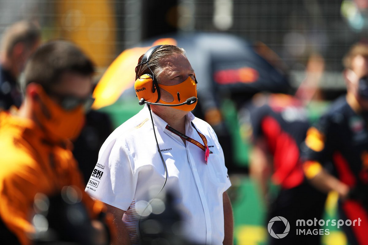Zak Brown, Executive Director, McLaren, on the grid