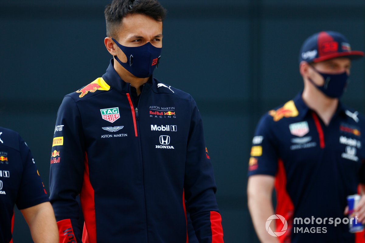 Alex Albon, Red Bull Racing, Max Verstappen, Red Bull Racing