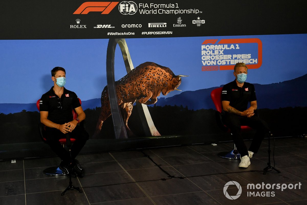 Romain Grosjean, Haas F1 Team et Kevin Magnussen, Haas F1 Team