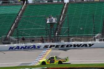 Race Winner Matt Crafton, ThorSport Racing, Ideal Door/Menards Ford F-150