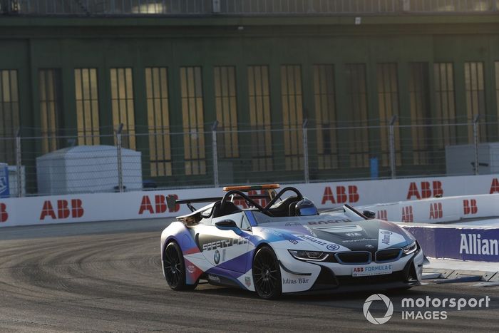 BMW i8 Safety car 