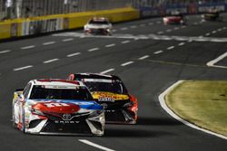 Kyle Busch, Joe Gibbs Racing Toyota, Martin Truex Jr., Furniture Row Racing Toyota