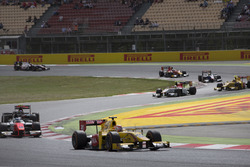 Norman Nato, Pertamina Arden leading Sergio Sette Camara, MP Motorsport