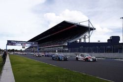 Start action, Giacomo Altoè, M1RA, Honda Civic TCR, Stefano Comini, Comtoyou Racing, Audi RS3 LMS