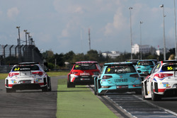 Dusan Borkovic, GE-Force, Alfa Romeo Giulietta TCR, Rob Huff, Leopard Racing Team WRT, Volkswagen Go