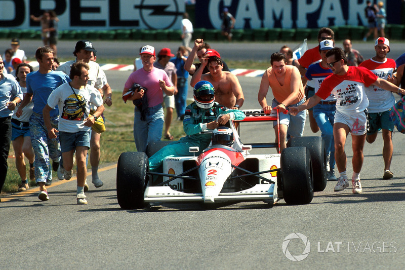 Hockenheim 1991: Ivan Capelli (Leyton House) menumpang Gerhard Berger (McLaren)
