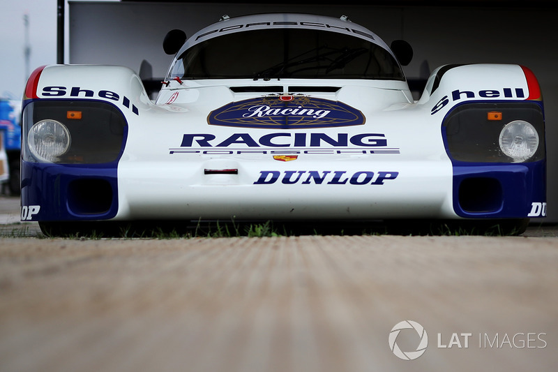 Porsche 956