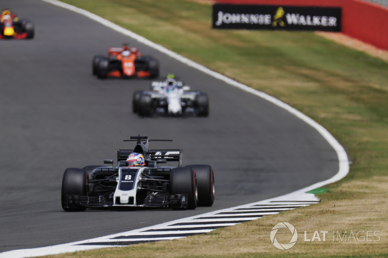 Romain Grosjean, Haas F1 Team VF-17, Lance Stroll, Williams FW40, Fernando Alonso, McLaren MCL32