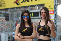 Hot JK Tyre girls