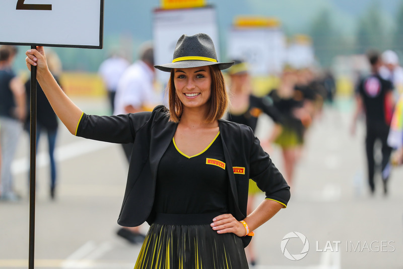Grid girl