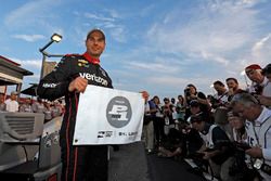 Ganador de la pole Will Power, Team Penske Chevrolet