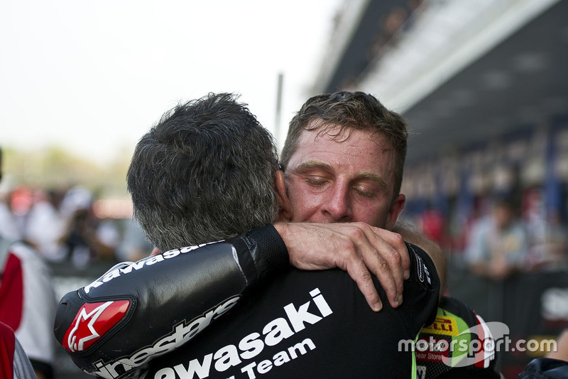 Il vincitore della gara Jonathan Rea, Kawasaki Racing