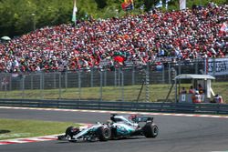 Lewis Hamilton, Mercedes-Benz F1 W08 Hybrid