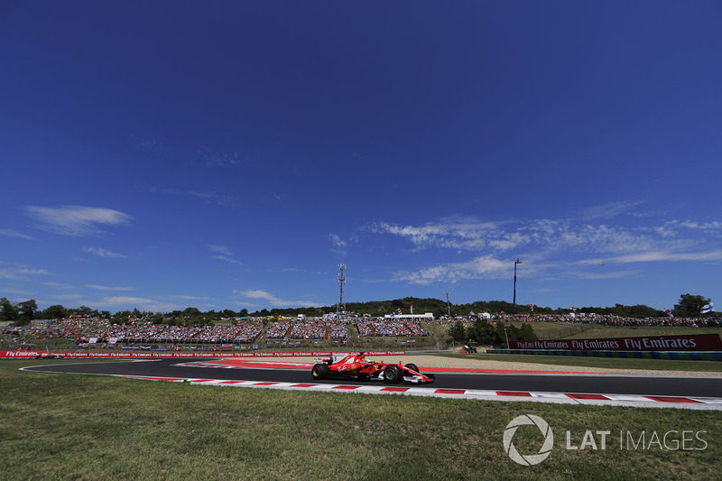 Sebastian Vettel, Ferrari SF70H, Kimi Raikkonen, Ferrari SF70H