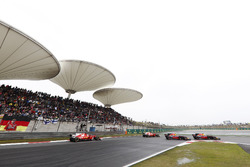 Daniel Ricciardo, Red Bull Racing RB13, leads Max Verstappen, Red Bull Racing RB13, Kimi Raikkonen, Ferrari SF70H, and Sebastian Vettel, Ferrari SF70H