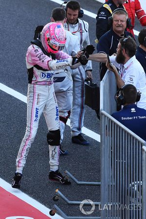 Esteban Ocon, Sahara Force India F1 celebrates in parc ferme