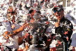 2017 champion Josef Newgarden, Team Penske Chevrolet with Roger Penske