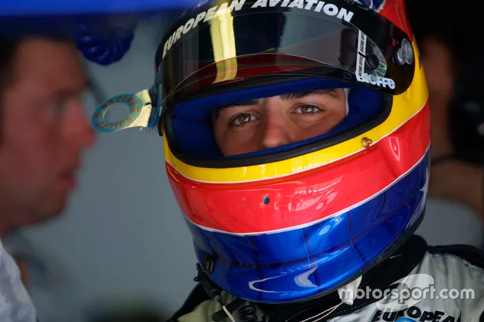 Casco de Fernando Alonso en 2001