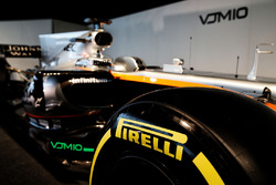 Sahara Force India F1 VJM10 - Pirelli tyre