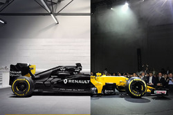 Сравнение Renault RS17 и Renault RS16