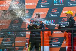 Podium: second place Garth Tander, Holden Racing Team, third place David Reynolds, Erebus Motorsport Holden