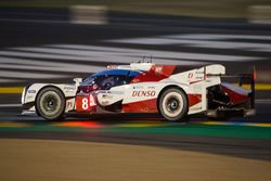 #8 Toyota Gazoo Racing Toyota TS050 Hybrid: Anthony Davidson, Sébastien Buemi, Kazuki Nakajima