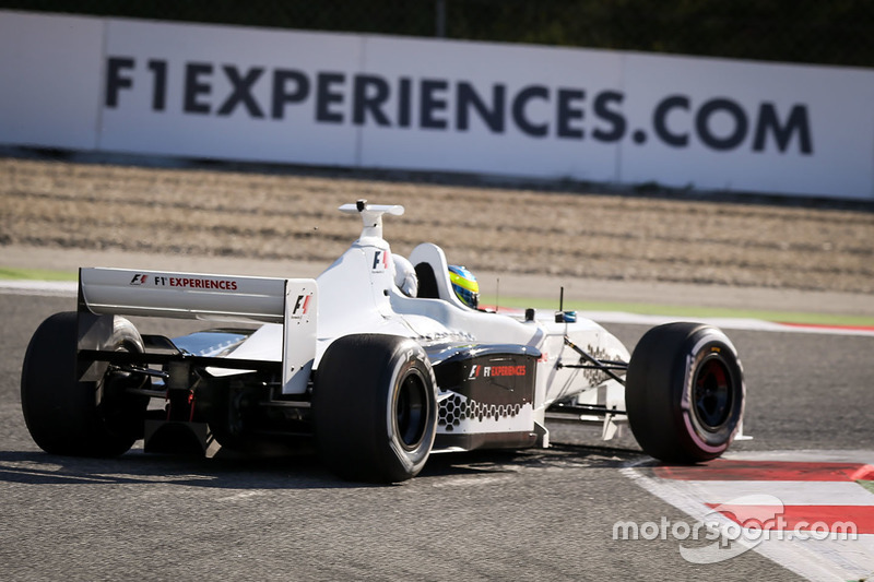 Zsolt Baumgartner, F1 Experiences 2-Seater driver