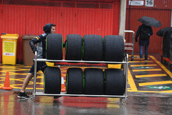 Scuderia Toro Rosso mecánica y los neumáticos Pirelli