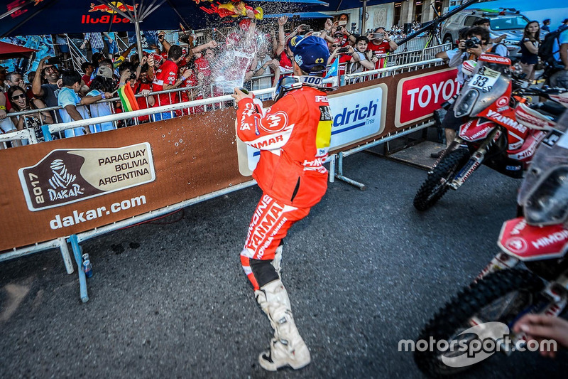#8 Himoinsa Racing Team KTM: Gerard Farrés celebra