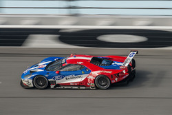 #67 Chip Ganassi Racing, Ford GT: Ryan Briscoe, Richard Westbrook, Scott Dixon