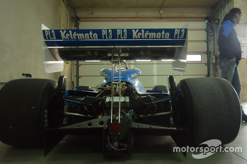 Il retrotreno della Williams FW07 Penthouse Rizla Racing di Rupert Keegan