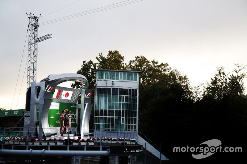 Podio: Luca Ghiotto, RUSSIAN TIME. Antonio Fuoco, PREMA Powerteam y Nobuharu Matsushita, ART Grand Prix