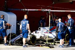 Lance Stroll, Williams FW40, stops in his pit