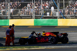 Daniel Ricciardo, Red Bull Racing, retires from the race