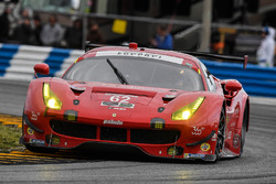 #62 Risi Competizione Ferrari 488 GTE: Toni Vilander, Giancarlo Fisichella, James Calado