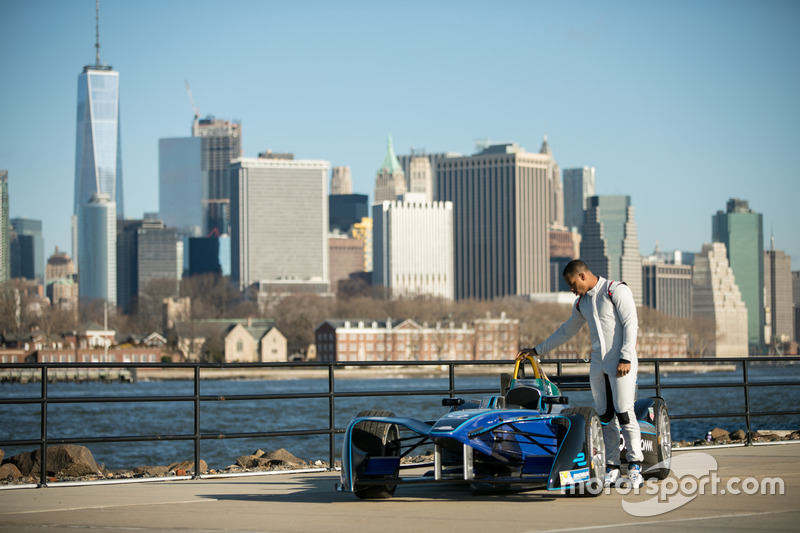 Victor Cruz en el SPARK Renault SRT_01E