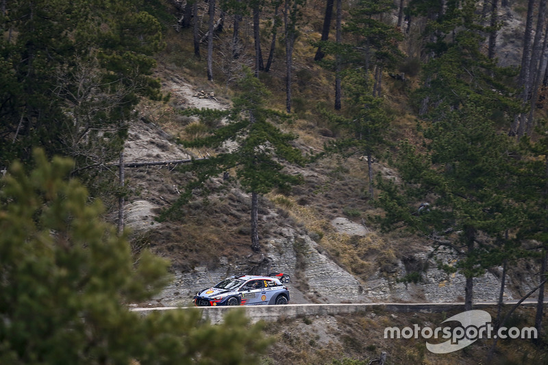 Thierry Neuville, Nicolas Gilsoul, Hyundai i20 WRC, Hyundai Motorsport