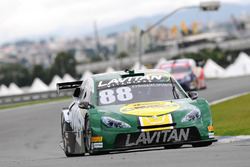 Carro de Felipe Fraga e Rodrigo Sperafico