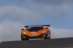 #59 Tekno Autosports McLaren 650S: Shane van Gisbergen, Alvaro Parente, Jonathon Webb
