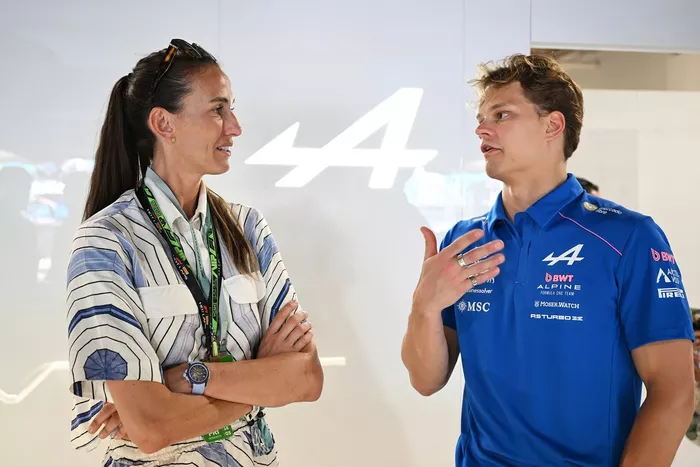 بول آرون، ألبين F1