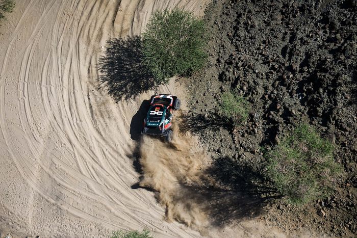 #299 The Dacia Sandriders Dacia: Nasser Al-Attiyah, Fabian Lurquin