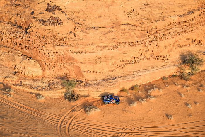 #228 Ford M-Sport Ford: Митч Гатри, Келлон Уолч