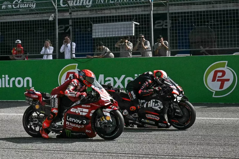 Marco Bezzecchi, Aprilia Racing, Marc Marquez, Ducati Team