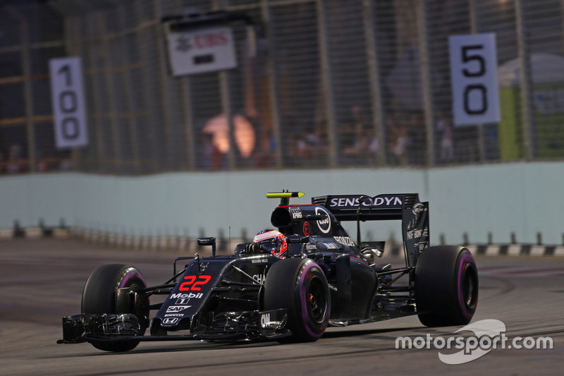 12: Jenson Button, McLaren Honda