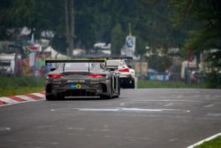 #29 AMG-Team HTP Motorsport, Mercedes-AMG GT3: Christian Vietoris, Marco Seefried, Christian Hohenad