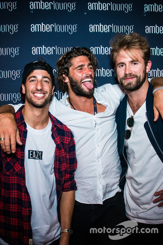 Daniel Ricciardo e amigos