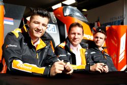 #38 G-Drive Racing Gibson BR01 Nissan: Simon Dolan, Jake Dennis, Giedo Van der Garde